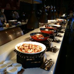 Laoyejiudianyuntianzizhucanting User Photo