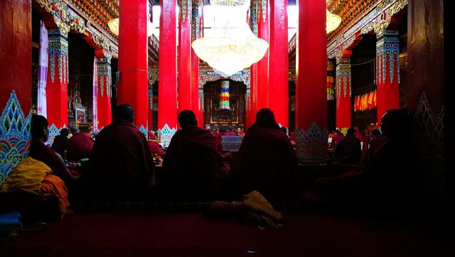 白玉達唐寺