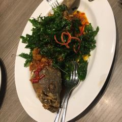 Somboon (Siam Square One) User Photo