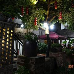 DE YUN JU User Photo