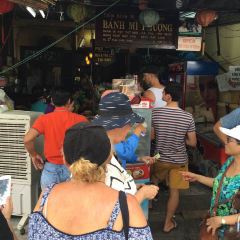 Banh Mi Phuong User Photo