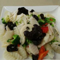 Tonghuafengzhengzongxiangheroubingdian (wuyilu) User Photo