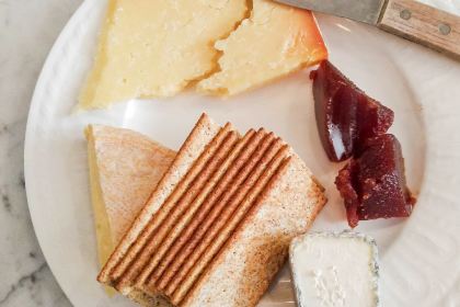 Continental Deli Bar Bistro