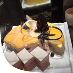 荣誉国际酒店·云顶旋转餐厅 User Photo