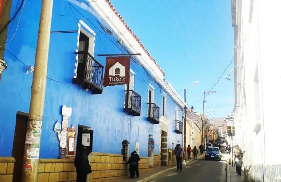 圖克斯拉皇家金堡旅館