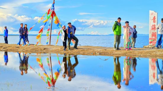 黑馬河在西寧以西約220公里的青海湖西岸，是環青海湖公路騎行