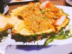 BI FENG TANG NA JING AO TE LAI SI DIAN