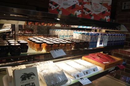 可莎蜜兒(中兴南路店)