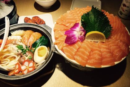 万岁寿司(英德合地广场店)