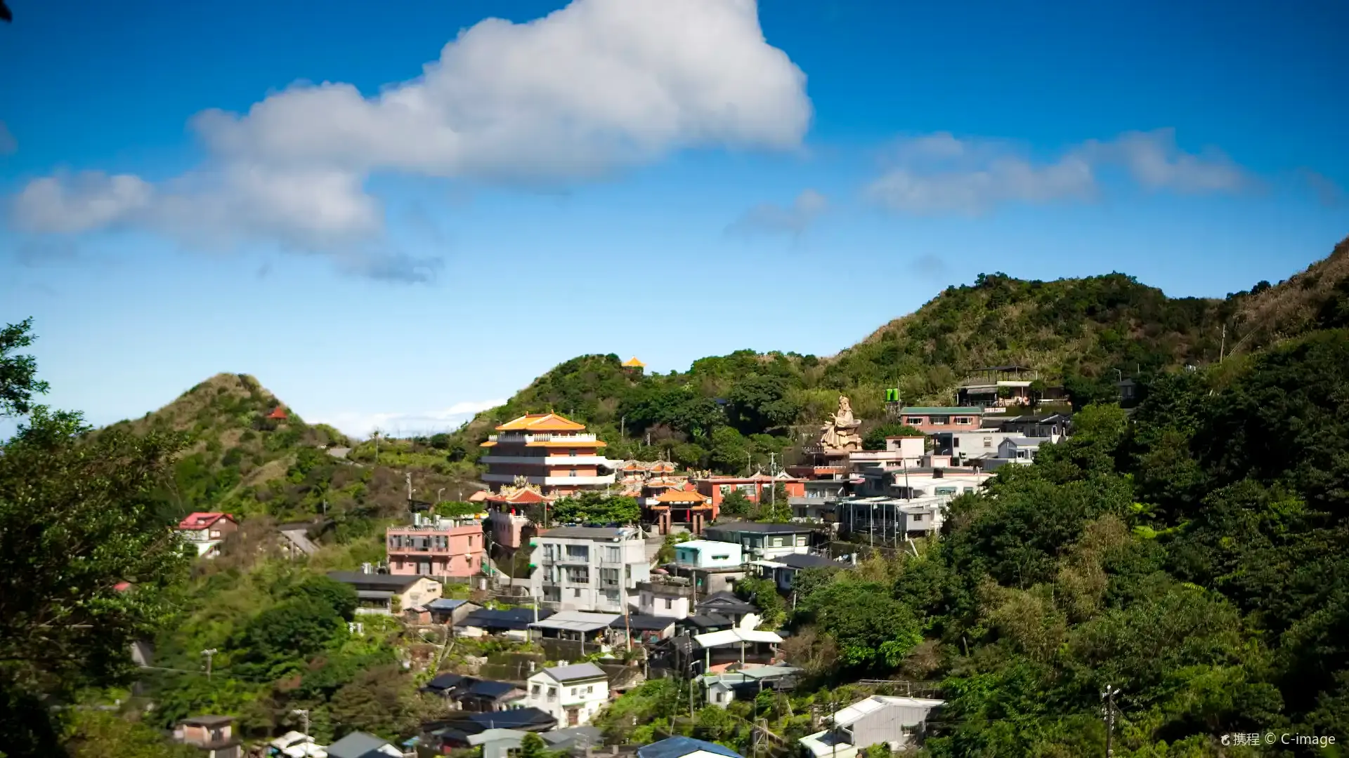 Hotels near Jinguashih
