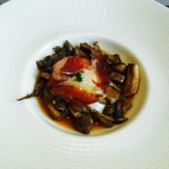 The V Modern Bistro 여행 사진