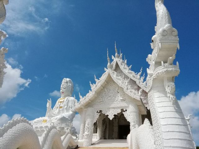 Wat Huai Pla Kung