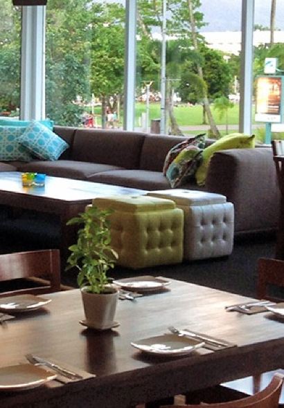 Yaya’s Hellenic Kitchen and Bar