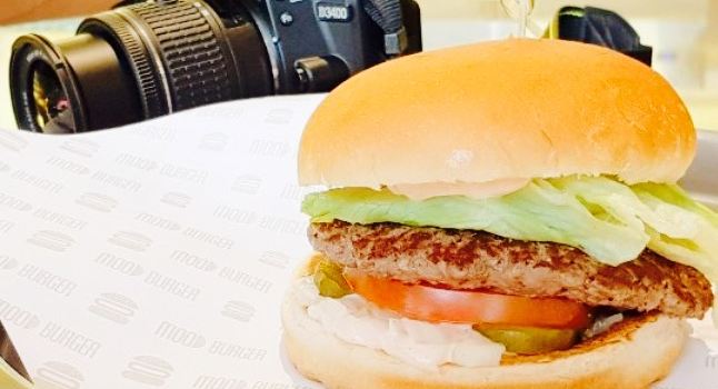 Mood 72 Burger