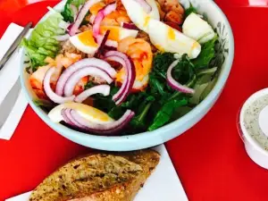 Salatschuessel