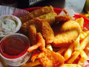 Lunker's Sports Grill