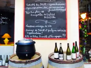 Le Vin Est Une Fete