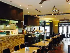 2Men Restaurant Cafe Bar