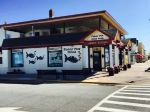 Fishin' Pier Grill South