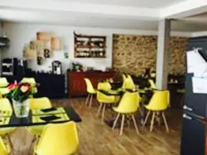 À La Maison