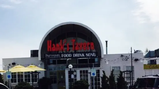 Hank's Tavern