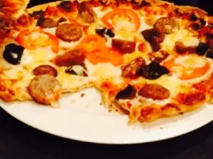 Max's Brick Oven Cafe