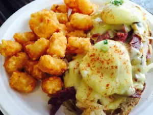 Button Up Cafe