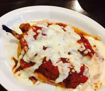 El Azteca Restaurant