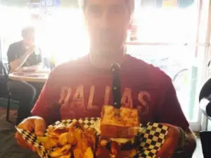 Foster & Logans Pub & Grill