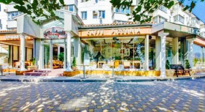 Cafe-Pizzeria Accademia