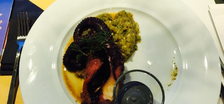 Vivarium Brunch + Dinner