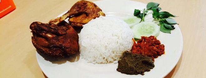 Pak Qomar - Bebek & Ayam Goreng