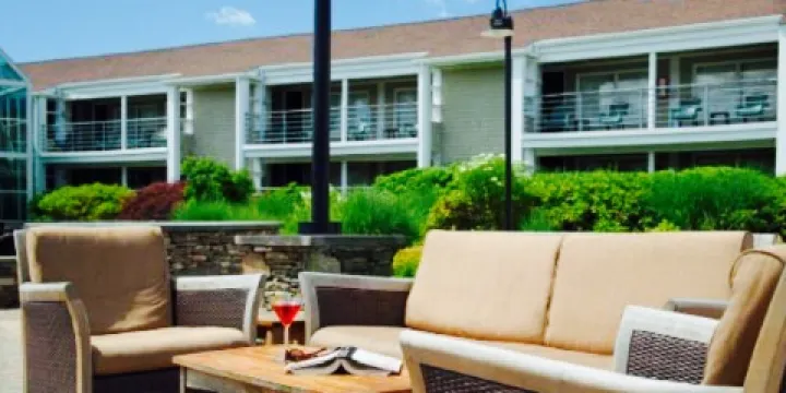 The Bluewater Grille