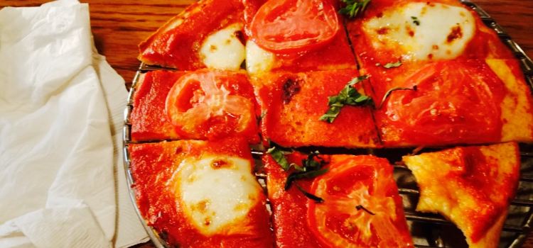 Old Chicago Pizza + Taproom