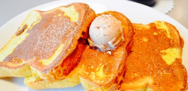Egg Harbor Cafe