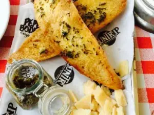 Pepes Bodega