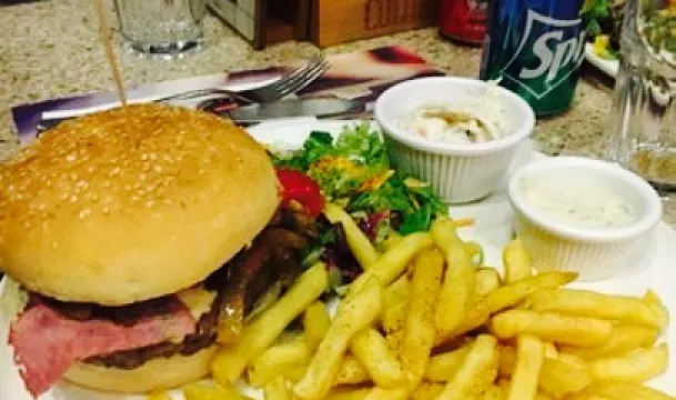 Uncle Sam's American Eatery & Patisserie