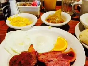 Cracker Barrel