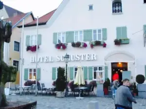 Schuster