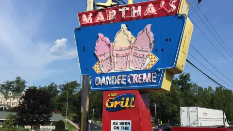 Martha's Dandee Creme in Warren County