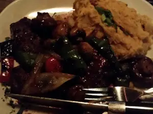 Red Fox Bar and Grille