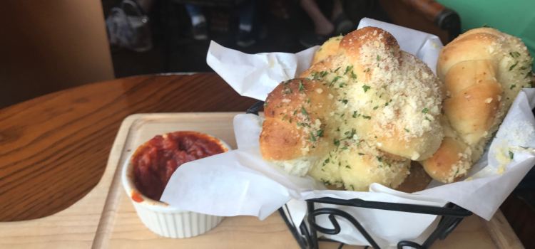 Beau's Pizza & Pasta