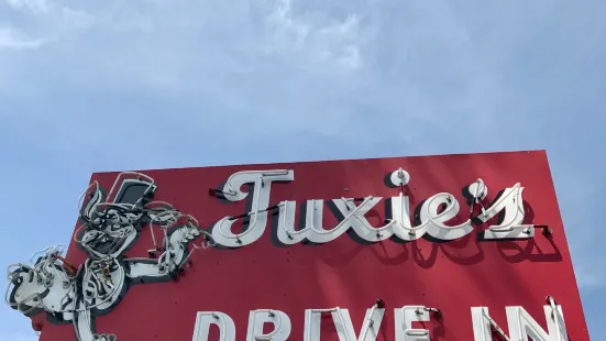 Tuxies Juices