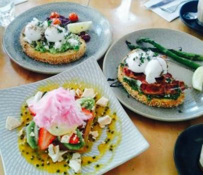 Sticks & Grace Cafe