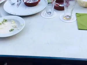 Zur Linde - Tavernaki