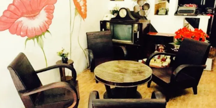 COZY Restaurant & cafe