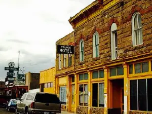 Dutch Mill Cafe & Bar