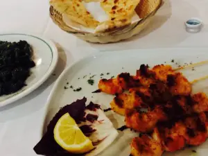 Cinque E Mezzo