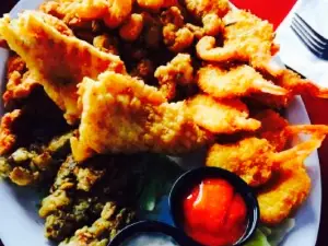 Geoduck Restaurant and Lounge