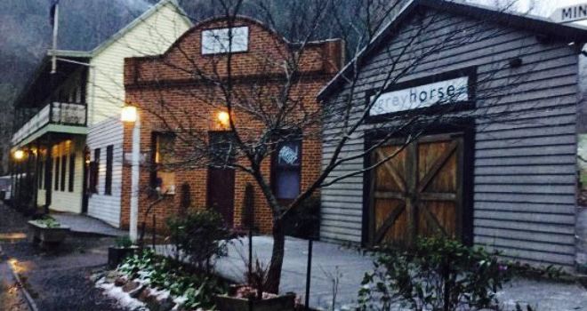 The Greyhorse Café